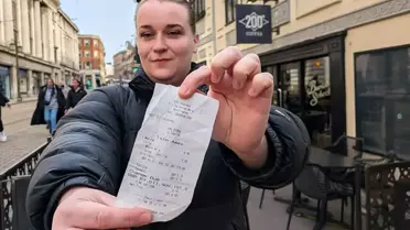 Kahve almaya gitti, bir anda küresel ekonomiyi dahi katlayan servete sahip oldu