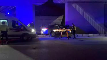 Eskişehir'de Köprüde Kaza: 2 Yaralı