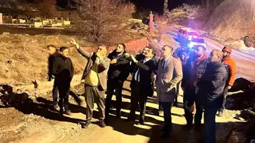 Vali yardımcıları dev kayaların düştüğü bölgede inceleme yaptı