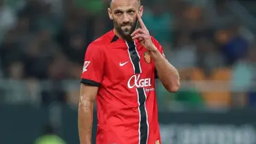 Vedat Muriqi destan yazıyor