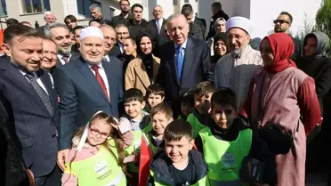 Cumhurbaşkanı Erdoğan cuma namazını Ataşehir'de kıldı