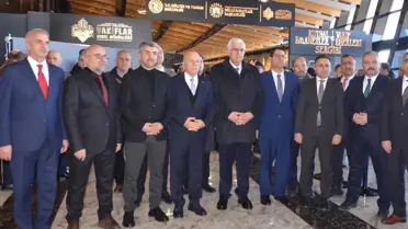 Erzurum'da 'Kutsal Emanetler ve Vakıf Eserleri Sergisi' açıldı