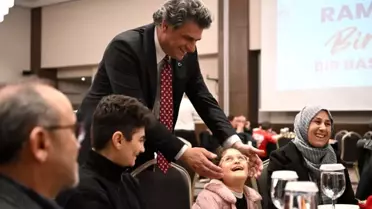 Kartepe'de Ramazan ayının ilk iftarında şehit aileleri ve gaziler bir araya geldi