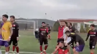 Bartın'da Amatör Maçta Kavga: Bir Oyuncu Yaralandı