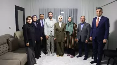 Bakan Göktaş, Depremzedeyi Ziyaret Etti