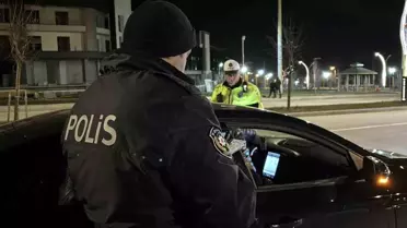 Bolu'da Trafik Denetimleri Artık Gece de Devam Ediyor