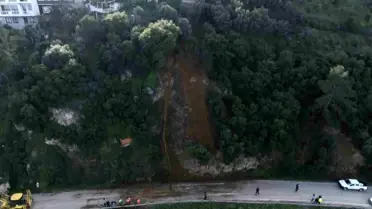 Bursa'da heyelan bölgesi temizlendi...Kayan bölge dron ile görüntülendi