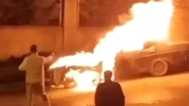 Tuzla'da Park Halindeki Araçta Yangın