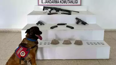 Başkale'de Eroin ve Silah Ele Geçirildi