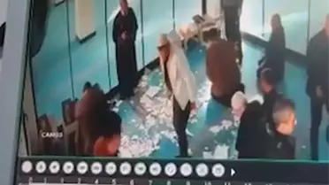 Cami İbadeti Sırasında Tavan Çöktü