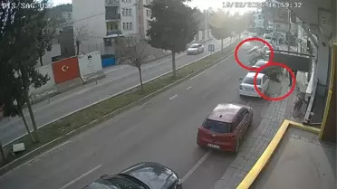 Mazıdağı'nda Kadın Öğretmene Araç Çarptı