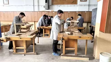 Meslek Lisesi Öğrencilerinden Üretim Atılımı