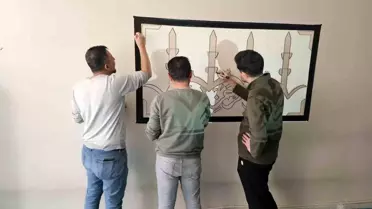 Fatih Anadolu Lisesi'nde Mescitler Süsleniyor