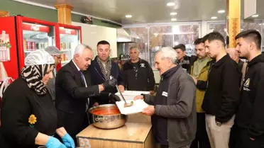 Oltu Belediyesi günlük 500 kişiye iftar yemeği veriyor