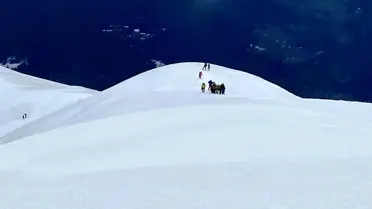 Uludağ Zirvesinde Türk Bayrağı Değişimi