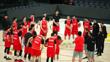 A Milli Basketbol Takımı Antrenman Yaptı