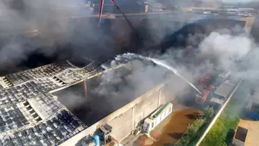 Akhisar'daki fabrika yangını kontrol altına alındı