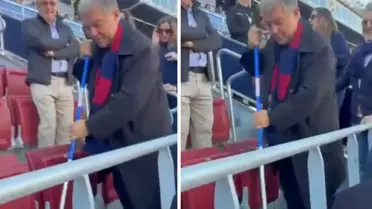Barcelona Başkanı, eline paspas alıp stadyumda temizlik yaptı