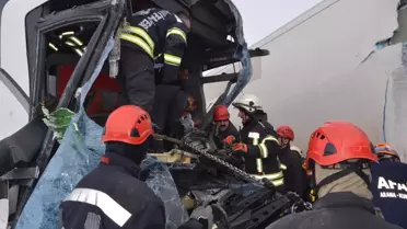 Erzurum'da Zincirleme Kaza: 20 Yaralı