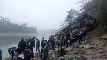 Nepal'de Otobüs Kazası: 19 Ölü