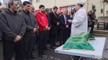 Futbolcu Fırat Çelikol'un Bebeği Hayatını Kaybetti