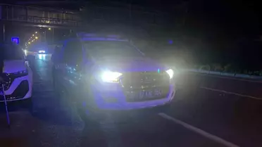 Alanya'da kayalıklardan düşen şahsı, itfaiye ve AFAD ekibi kurtardı