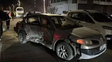 Bolu'da ciple otomobil çarpıştı: Araçlar ağır hasar aldı