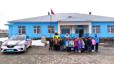 Muş'ta Öğrencilere Trafik Güvenliği Semineri