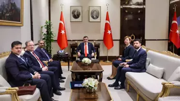 Yılmaz ve D-8 Genel Sekreteri Görüşmesi