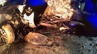 Diyarbakır'da iki otomobil çarpıştı: 5 ölü, 2 yaralı