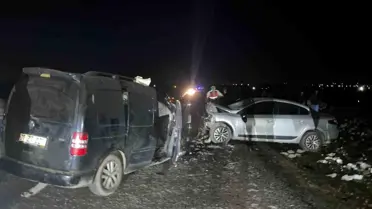 Diyarbakır'da Trafik Kazası: 5 Ölü, 2 Yaralı
