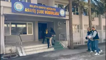 Kuyumcu Soygununda 2 Şüpheli Yakalandı