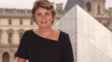 Dünyaca ünlü Louvre Müzesi Müdürü Laurence des Cars istifa etti