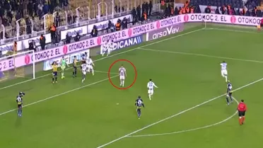 İrfan Can Kahveci'den maça damga vuran hareket