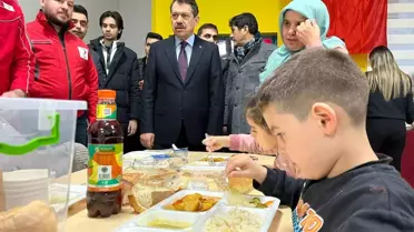 İzmir'de Örnek Proje: Yükümlüler Hem Çalışıyor Hem Yardımcı Oluyor