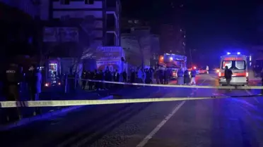 Samsun'da Çatı Yangını: Genç Hastaneye Kaldırıldı