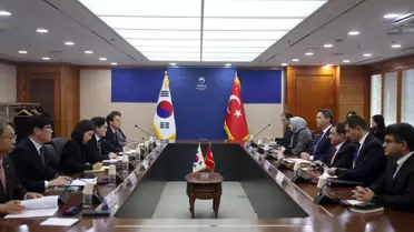 Bakan Bayraktar Kore'de Nükleer Enerji Görüşmeleri Yaptı