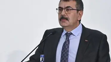 Bakan Tekin: Bildiri yayınlayan 168 kişi için dava açtık