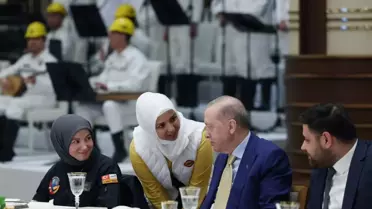 Cumhurbaşkanı Erdoğan: Fikren fosilleşmiş bu güruhun hezeyanlarına sadece gülüp geçiyoruz