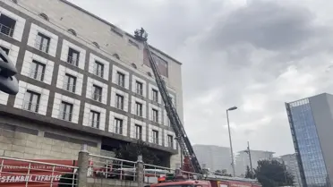 Merter Polisevi'nde çıkan yangın söndürüldü