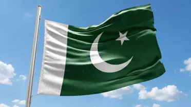 Pakistan'da İntihar Saldırısı: 4 Polis Öldü