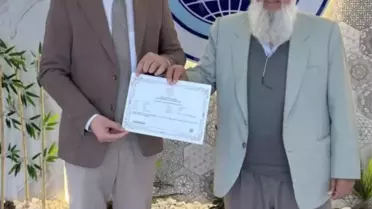 84 Yaşında Okuma Yazma Öğrendi