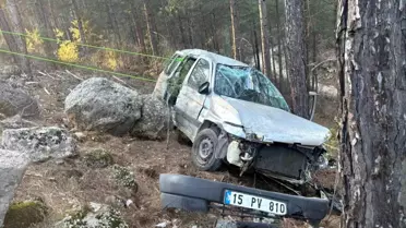 Bucak'ta Trafik Kazası: 3 Yaralı