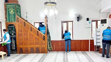 Manisa'da denetimli serbestlik yükümlülerinden camilere 'Ramazan' bakımı