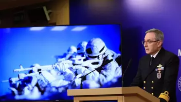 MSB: Kahraman pilotumuz uçağı terk etmek için fırlatma sistemini son anda çalıştırmış