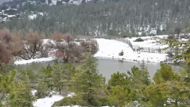 Manisa'da Spil Dağı'na Kar Yağdı