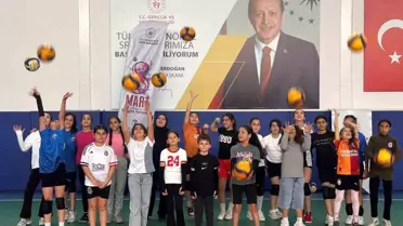 Ramazan'da Voleybol Kursları Devam Ediyor