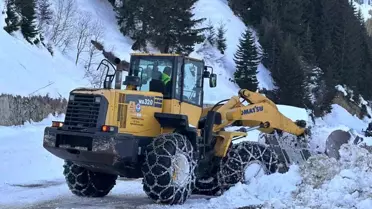 Trabzon'da 19 mahalle yolu kar nedeniyle ulaşıma kapandı