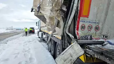Bitlis'te Tır Kazası: Madde Dağıldı