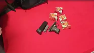 Atölyeye çevrilen evde kalem görünümlü silahlar ele geçirildi